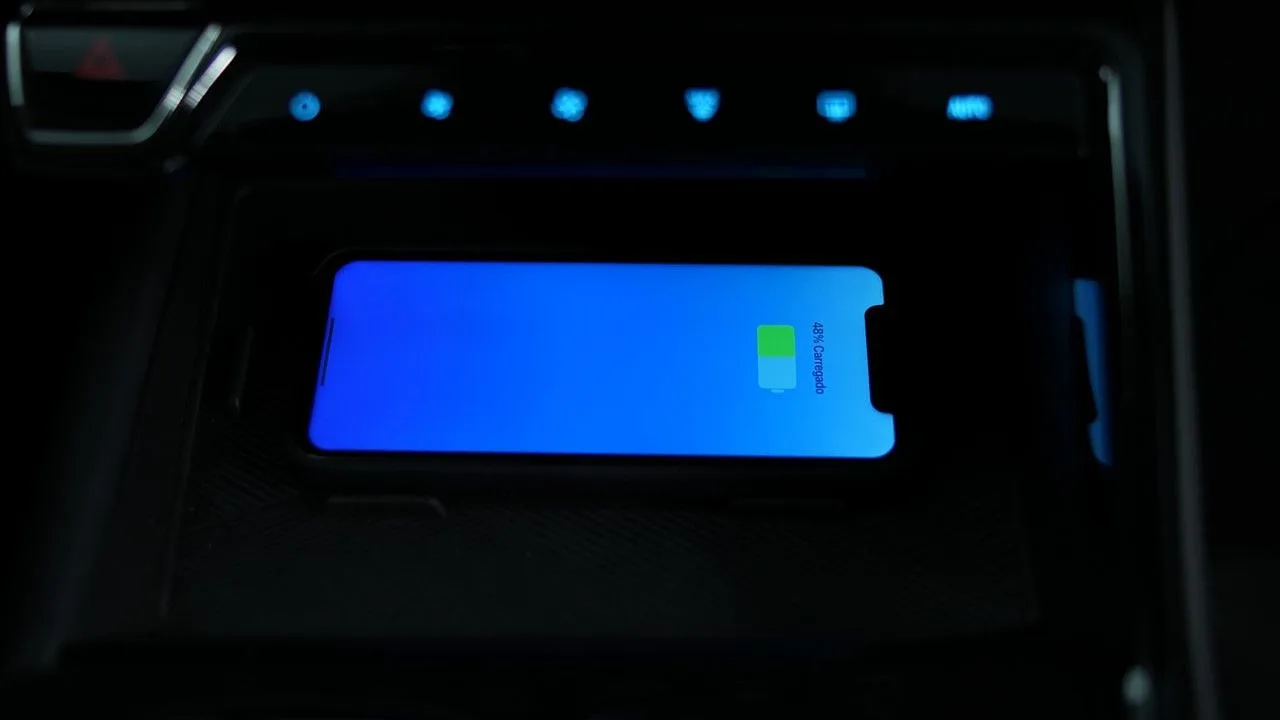Carregador de Celular por Indução