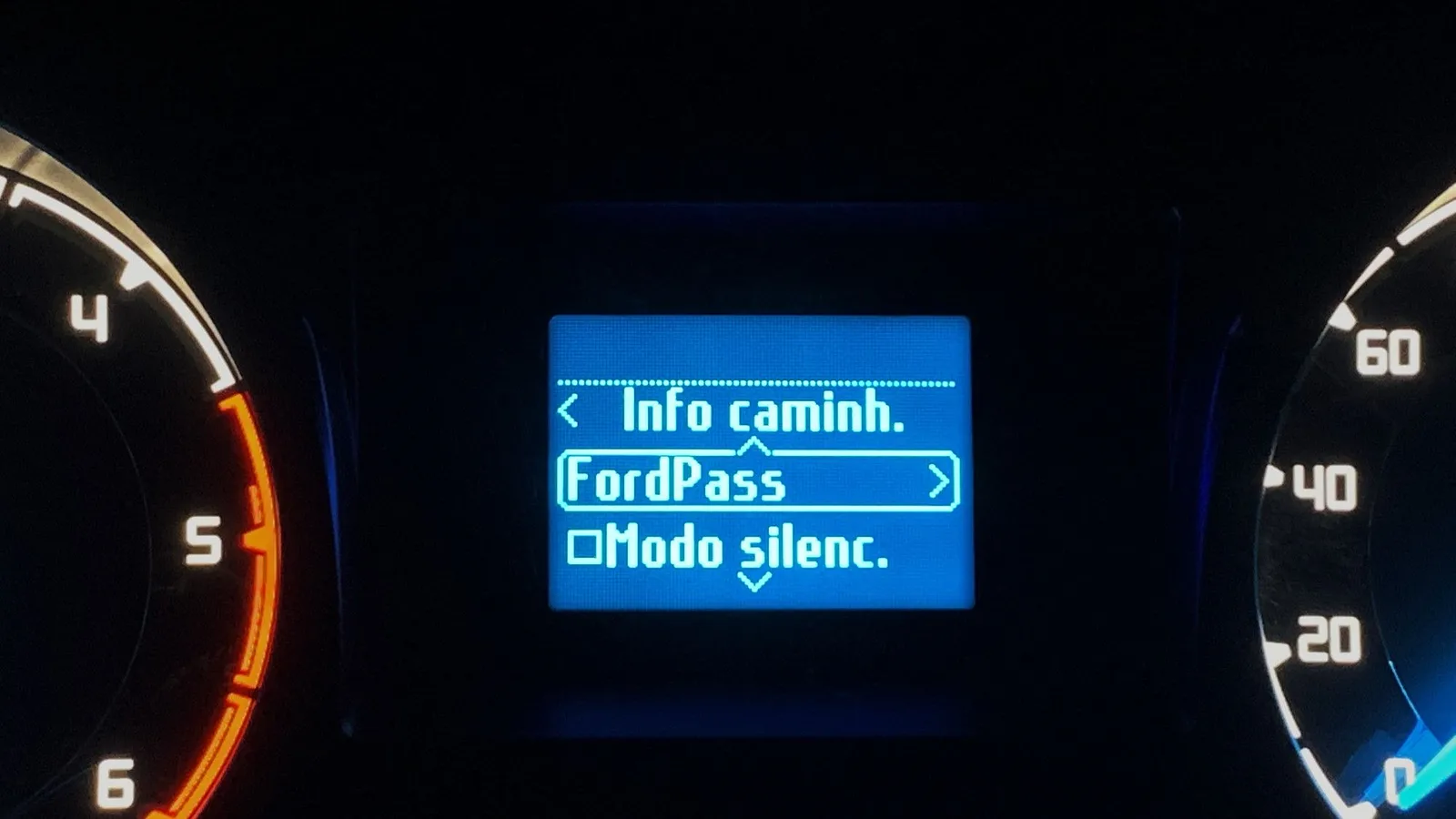 Redefinindo a Conectividade com o FordPass Connect™