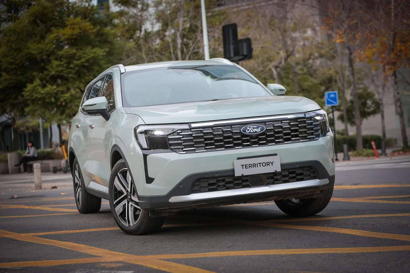 Alerta de Colisão e Frenagem Autonôma (AEB)