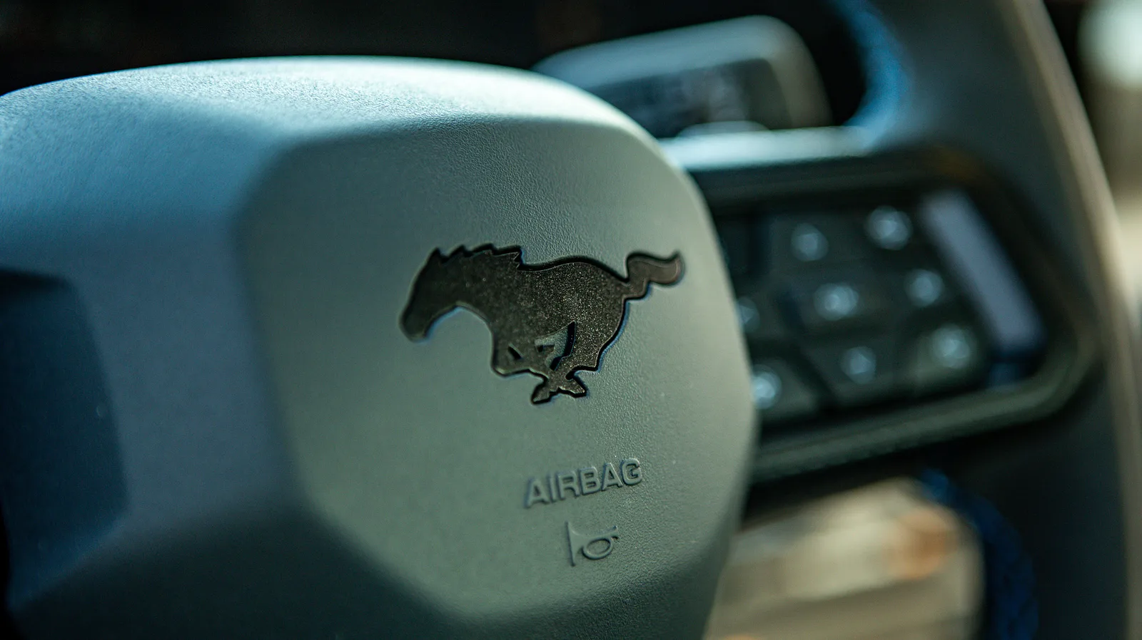 7 airbags